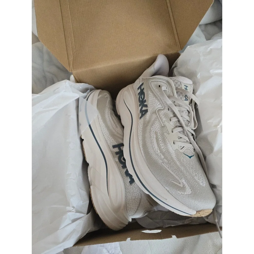 HOKA Men's Clifton 10 Sneakers mens size 9 new with box